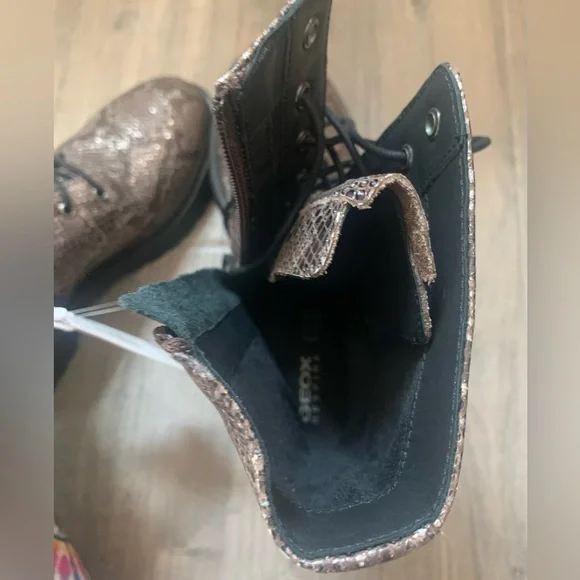 NWT Geox Respira Combat Boots. - Picture 8 of 15